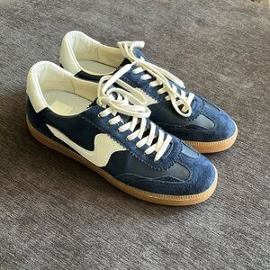 Dolce Vita navy suede sneakers